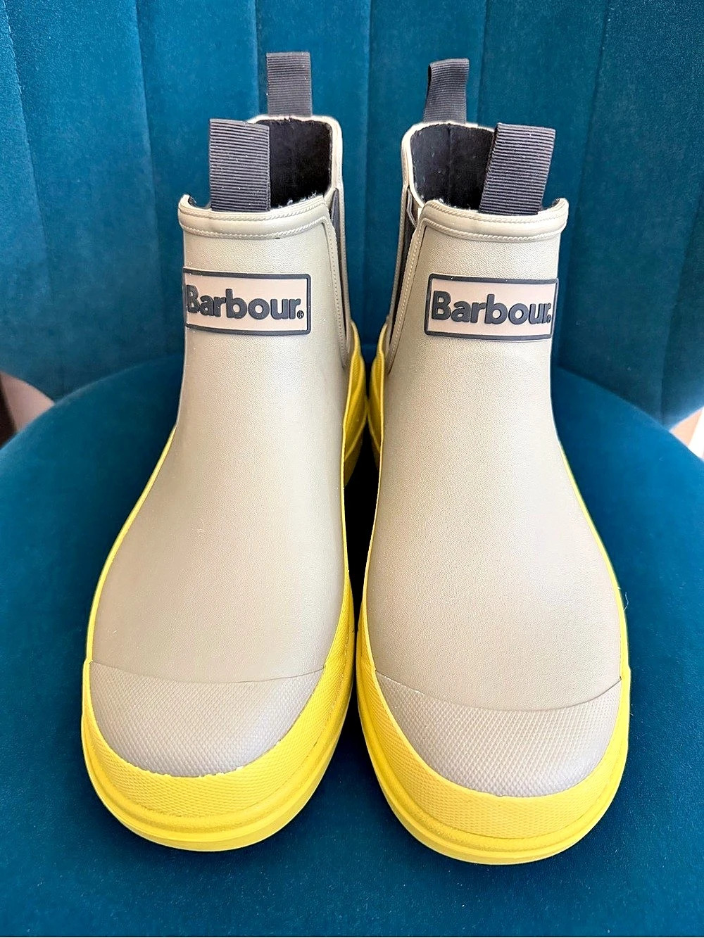 Barbour Wilton Chelsea Rain Boot Boots Yellow & Cream US 9